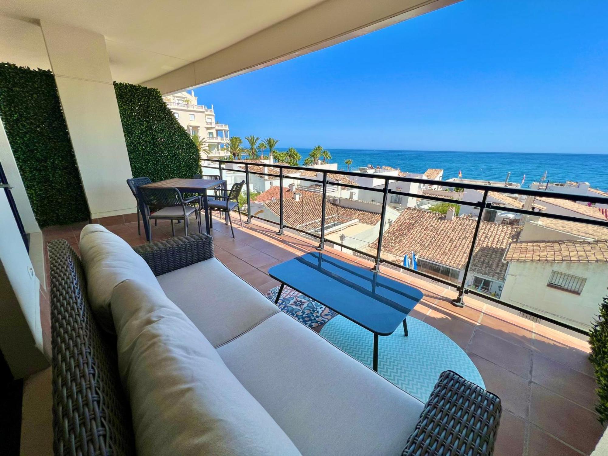 에스테포나 Breathtaking Sea View 아파트 외부 사진